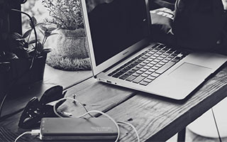 爱游戏官方-Dota 2 新秀选手突破自我，dota2新人职业选手