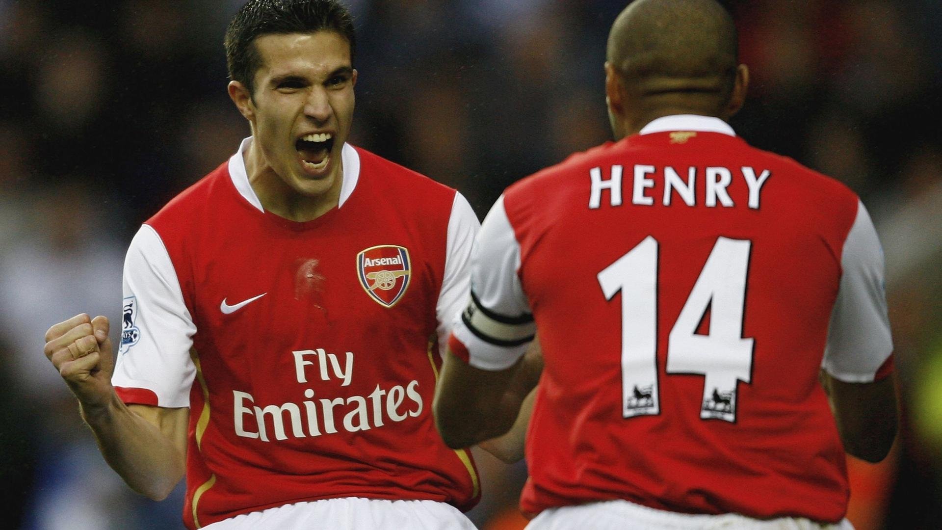 爱游戏中国官方网站平台-英超英雄崛起：沉着应战，扭转乾坤，英超阵型